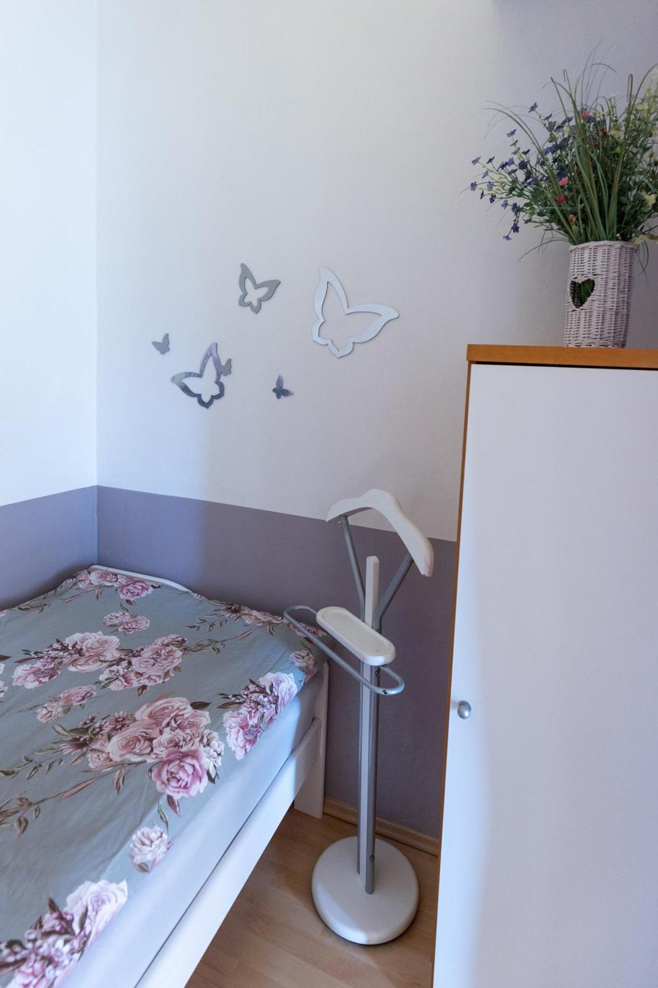 Апартаменты Elw, Sep. Eingang, Ueberdachte Terrasse, Naehe Backnang Althutte Экстерьер фото